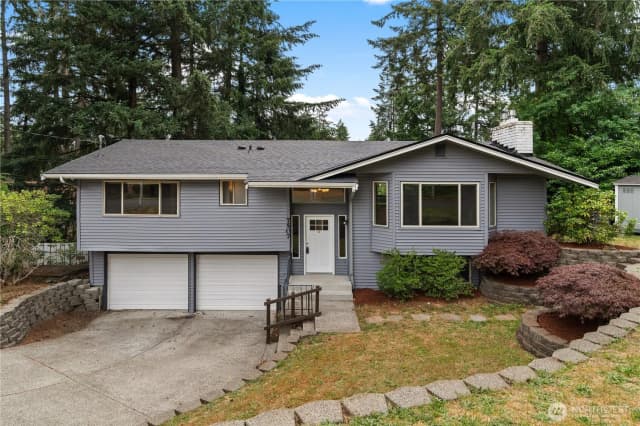 Property photo for 7507 66th Avenue W, Lakewood