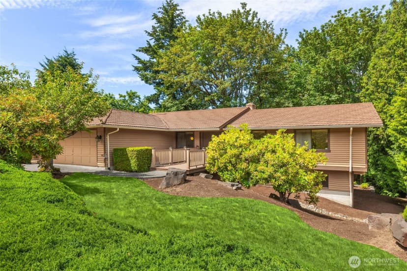 Property photo for 14724 Se 49th Street, Bellevue