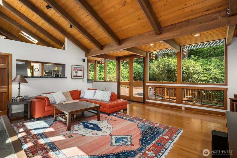 Property photo for 3825 132nd Avenue Ne, Bellevue photo 6