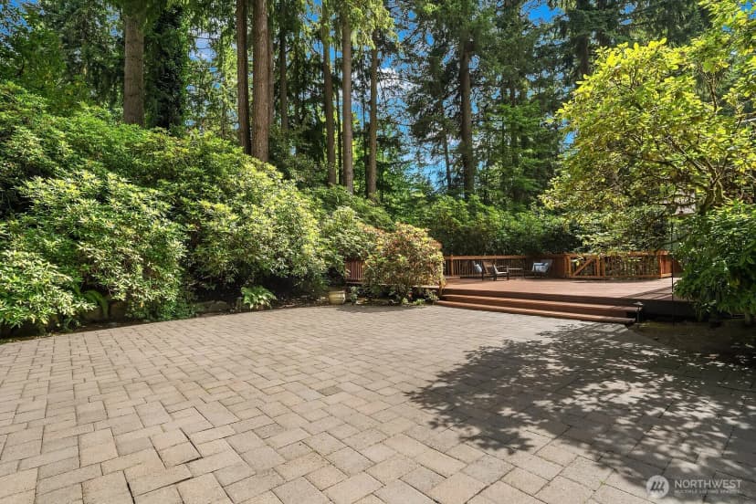 Property photo for 3825 132nd Avenue Ne, Bellevue photo 30