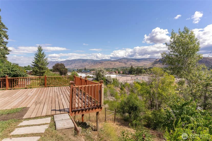 Property photo for 1903 Deerpath Drive, Oroville photo 3