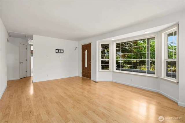 Property photo for 16101 60th Street E, Sumner photo 4