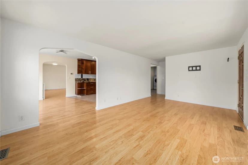Property photo for 16101 60th Street E, Sumner photo 5