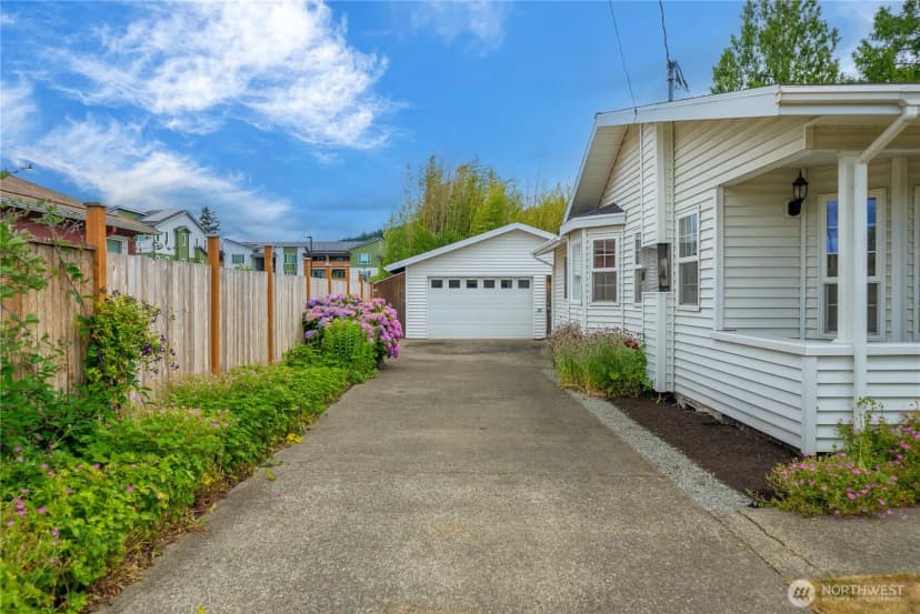 Property photo for 16101 60th Street E, Sumner photo 27