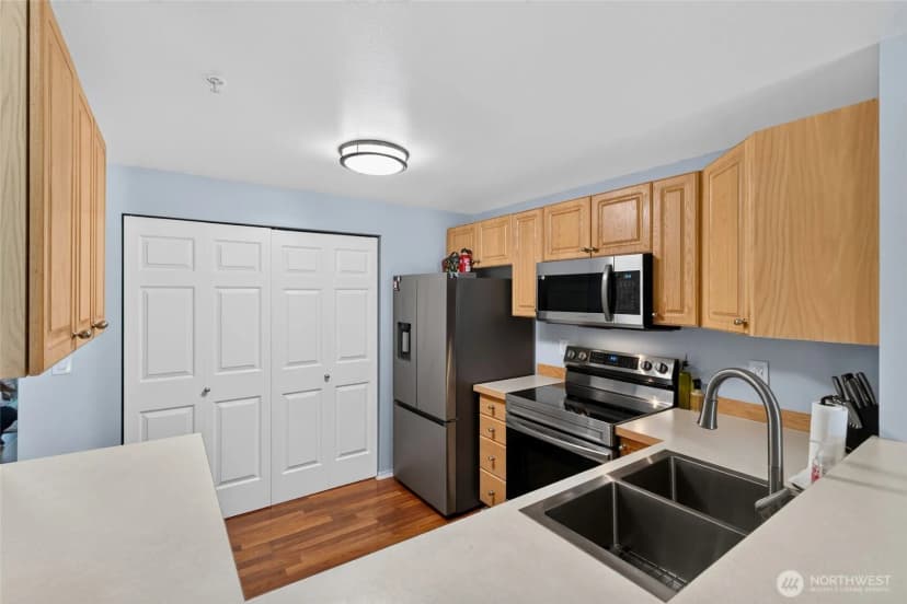 Property photo for 13306 Se 272nd Street Ct #f202, Kent photo 4