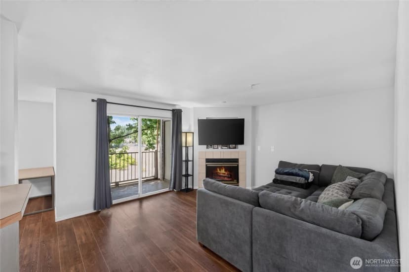 Property photo for 13306 Se 272nd Street Ct #f202, Kent photo 9