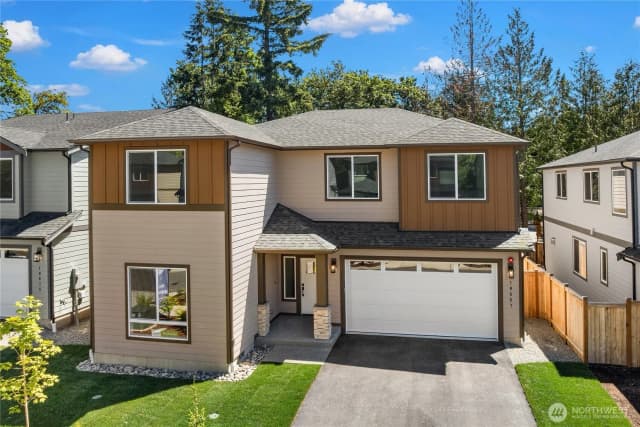 Property photo for 10667 Se 170th Place, Renton photo 2