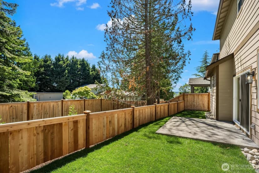Property photo for 10667 Se 170th Place, Renton photo 14