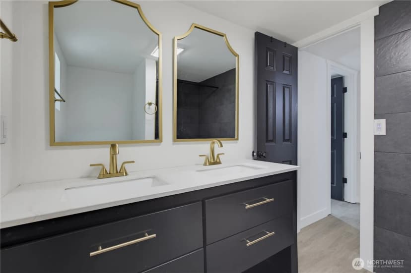 Property photo for 31108 3rd Avenue #117, Black Diamond photo 5