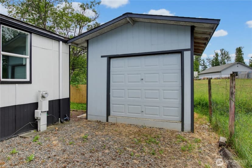 Property photo for 31108 3rd Avenue #117, Black Diamond photo 21