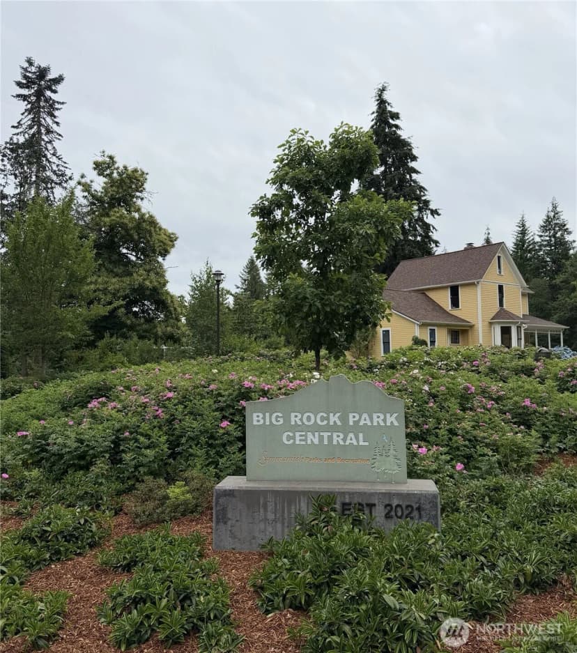 Property photo for 1905 216th Avenue Se, Sammamish photo 33