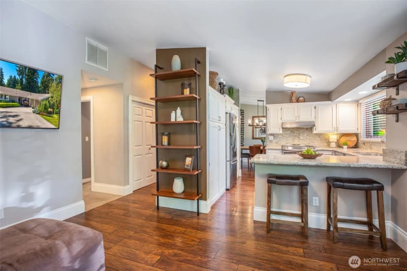 Property photo for 1905 216th Avenue Se, Sammamish photo 12