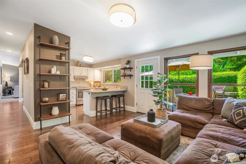Property photo for 1905 216th Avenue Se, Sammamish photo 13