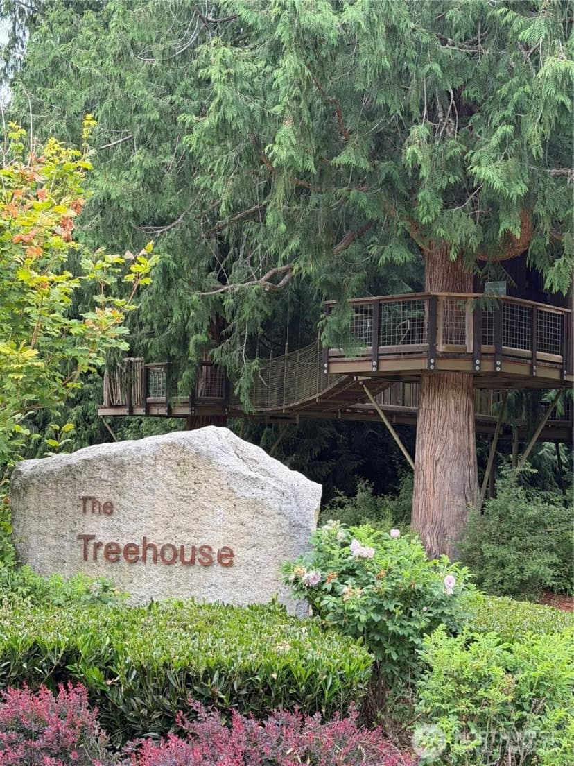 Property photo for 1905 216th Avenue Se, Sammamish photo 34