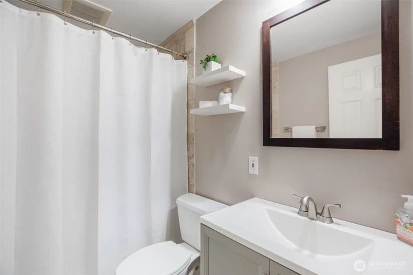 Property photo for 1905 216th Avenue Se, Sammamish photo 23