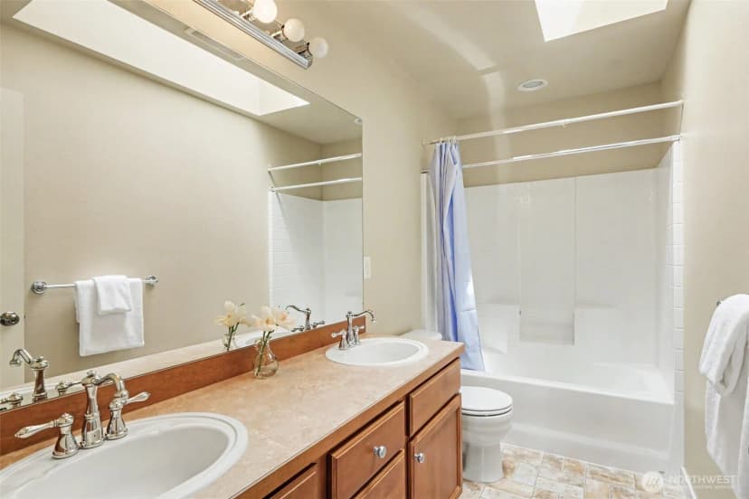 Property photo for 4008 167th Place Se, Bothell photo 25