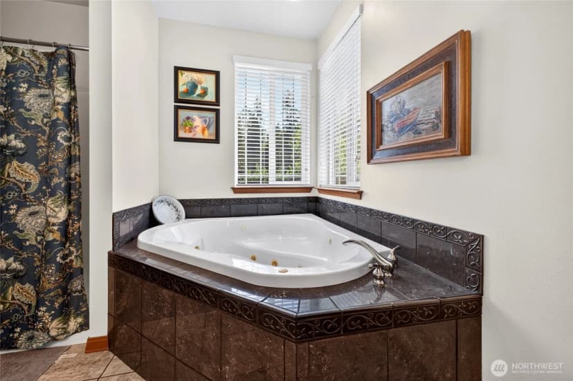 Property photo for 3881 Seabeck Hwy Nw, Bremerton photo 19