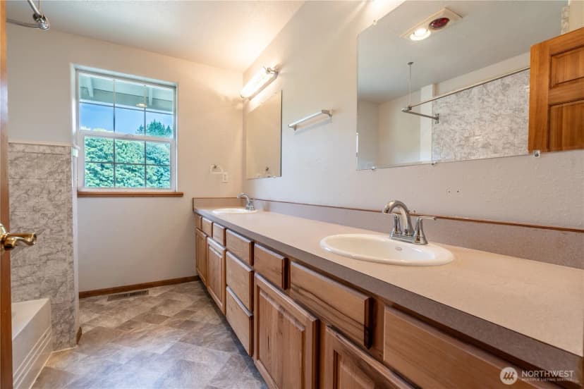 Property photo for 732 Satsop Road W, Montesano photo 11
