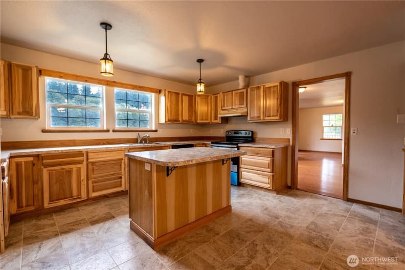 Property photo for 732 Satsop Road W, Montesano photo 5