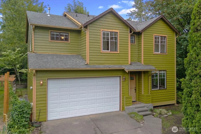 Property photo for 19414 77th Place Ne, Kenmore