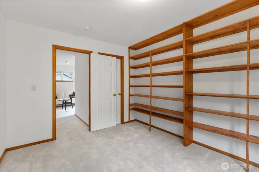 Property photo for 19414 77th Place Ne, Kenmore photo 26