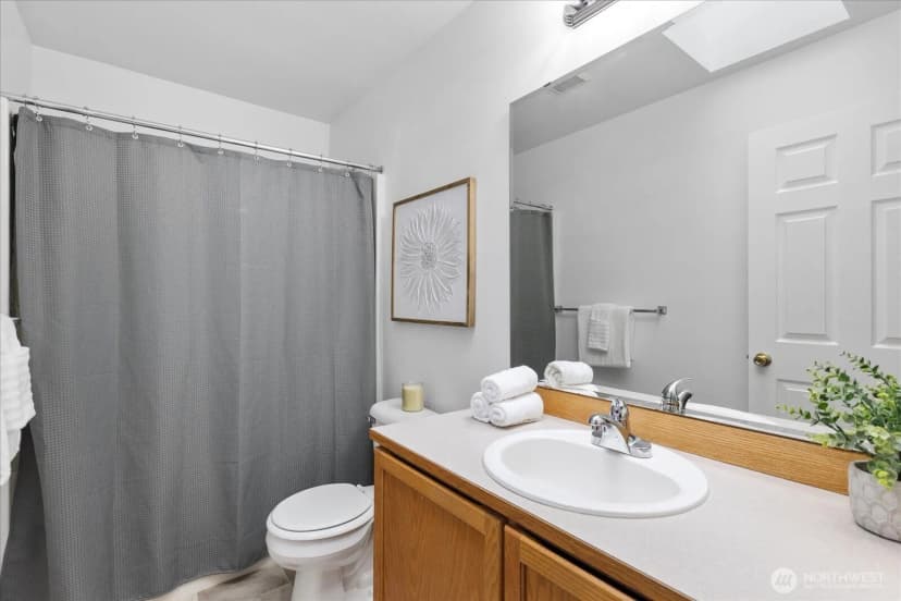 Property photo for 19414 77th Place Ne, Kenmore photo 21