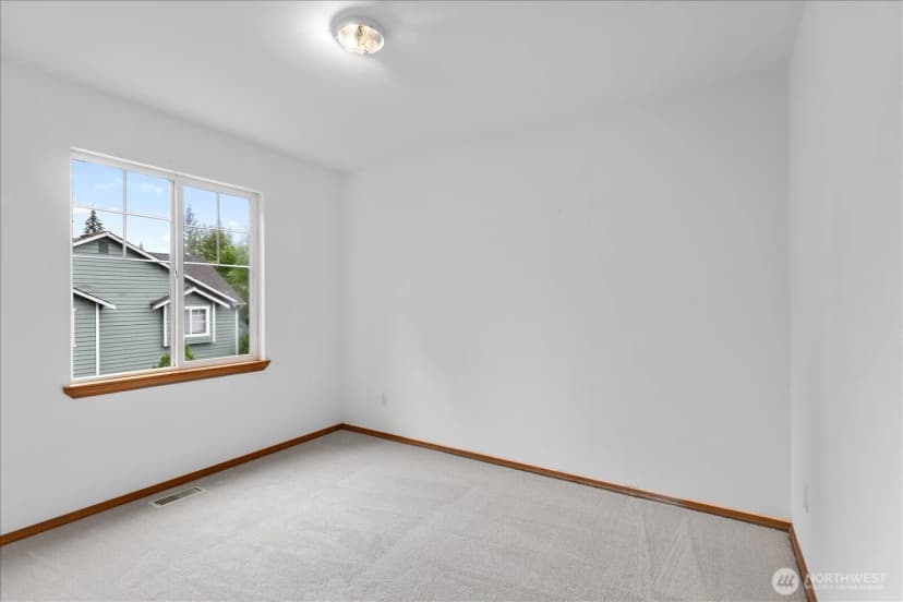 Property photo for 19414 77th Place Ne, Kenmore photo 22