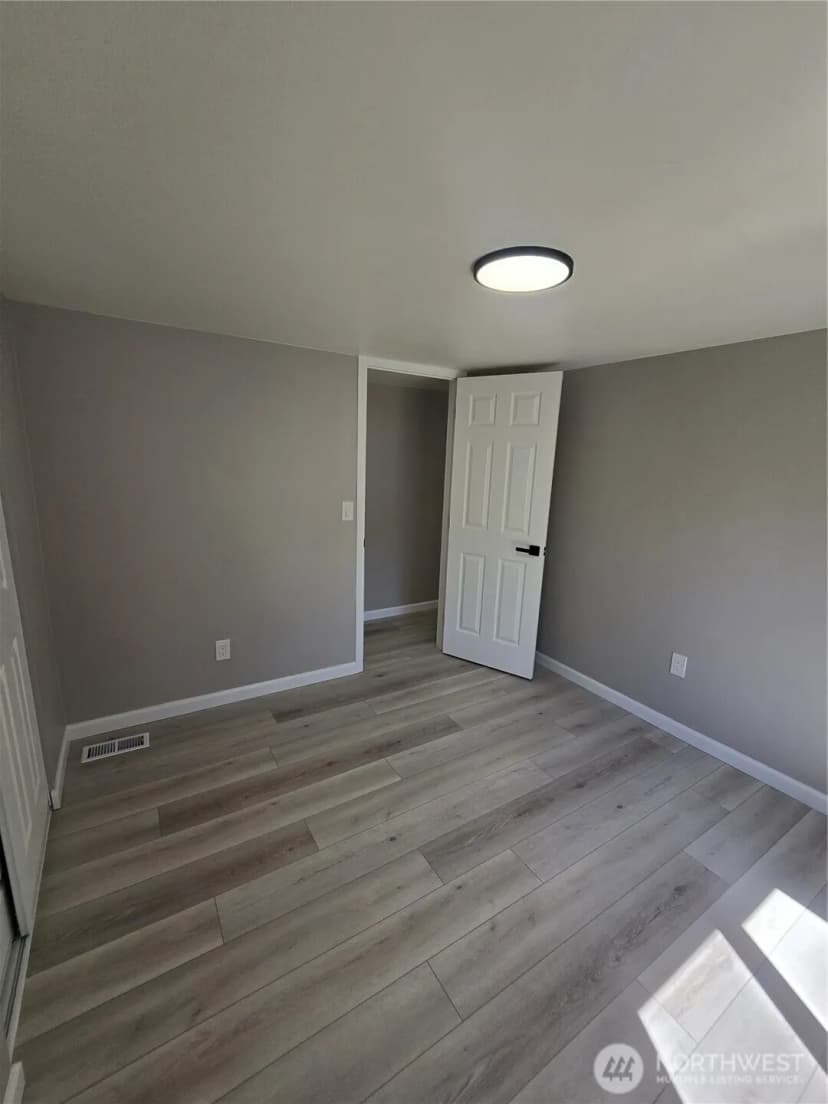 Property photo for 20710 9th Avenue E #16, Spanaway photo 17