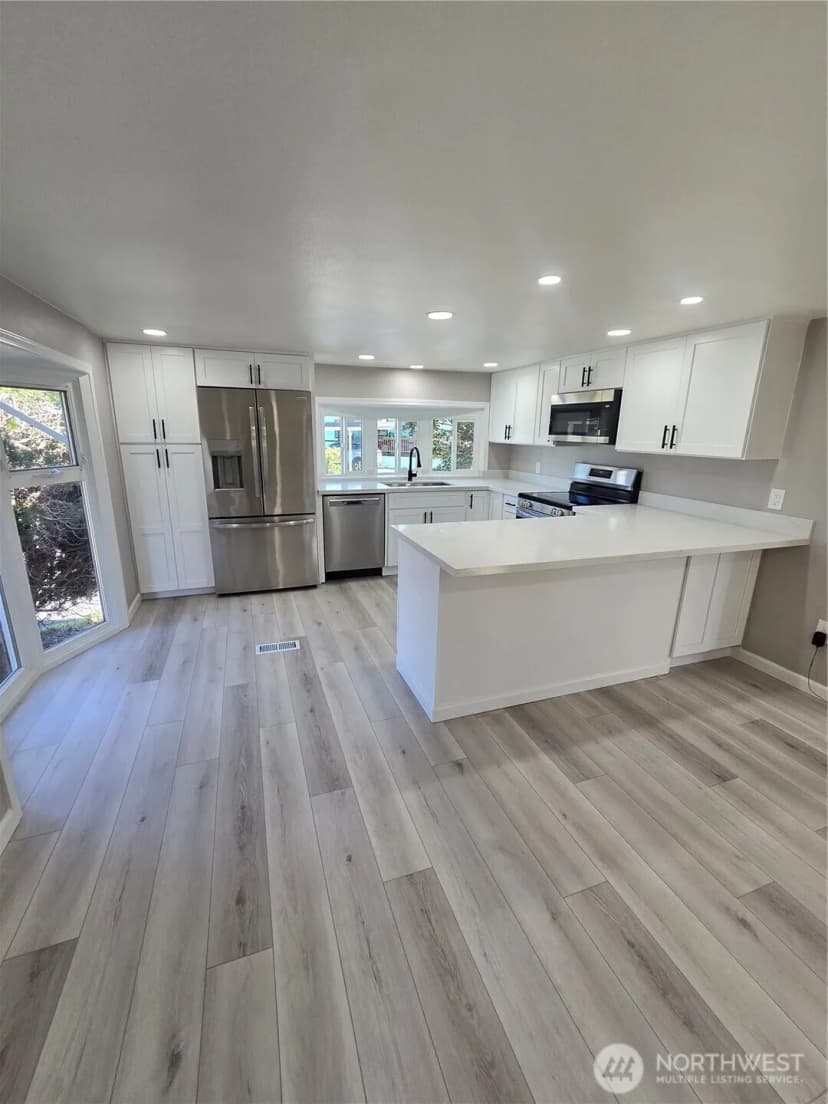 Property photo for 20710 9th Avenue E #16, Spanaway photo 7