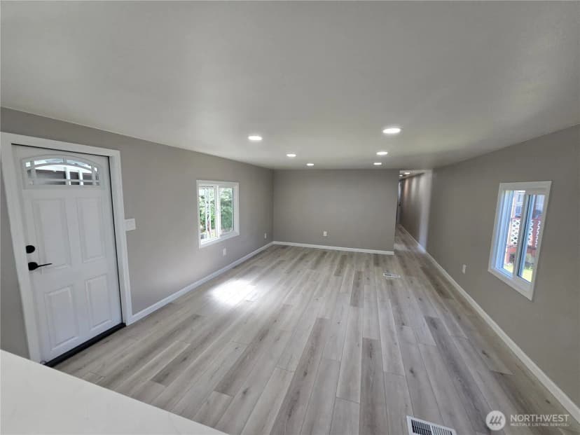 Property photo for 20710 9th Avenue E #16, Spanaway photo 8