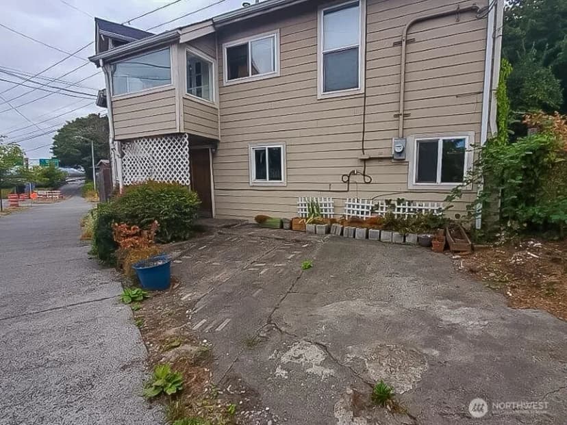 Property photo for 3823 Delridge Way Sw, Seattle photo 18