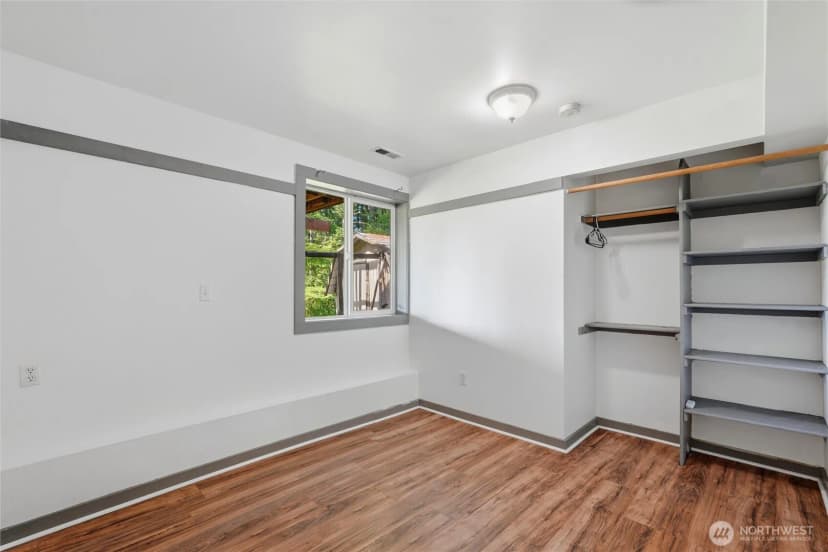 Property photo for 21013 Ne 273rd Street, Battle Ground photo 21