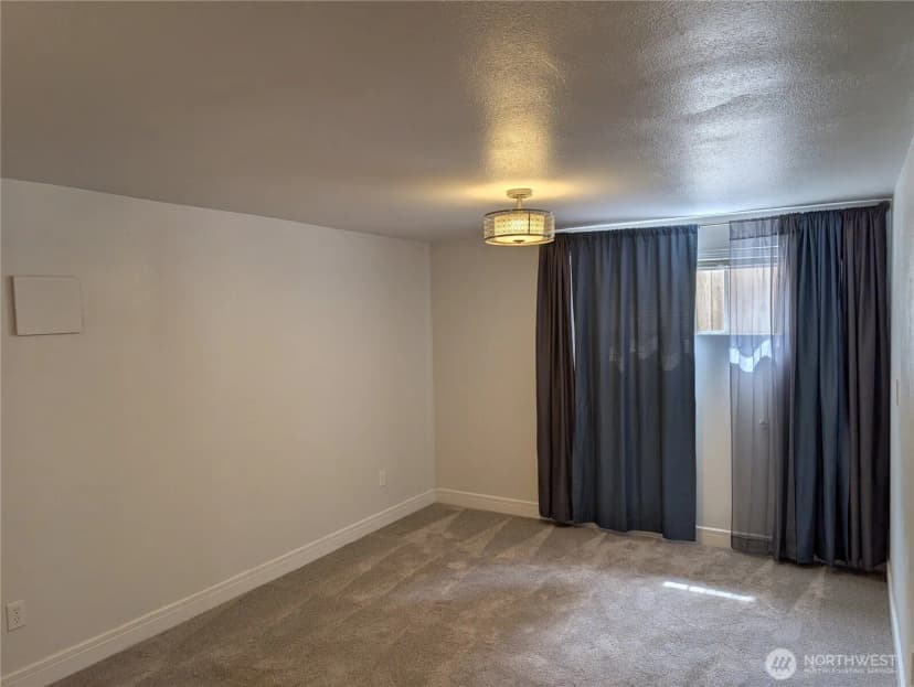 Property photo for 8808 Monte Cristo Drive, Everett photo 32