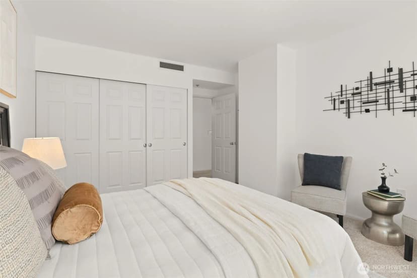 Property photo for 2600 2nd Avenue #302, Seattle photo 18