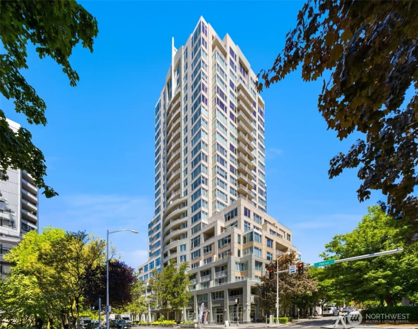 Property photo for 2600 2nd Avenue #302, Seattle photo 2