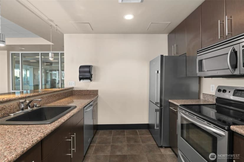 Property photo for 2600 2nd Avenue #302, Seattle photo 24