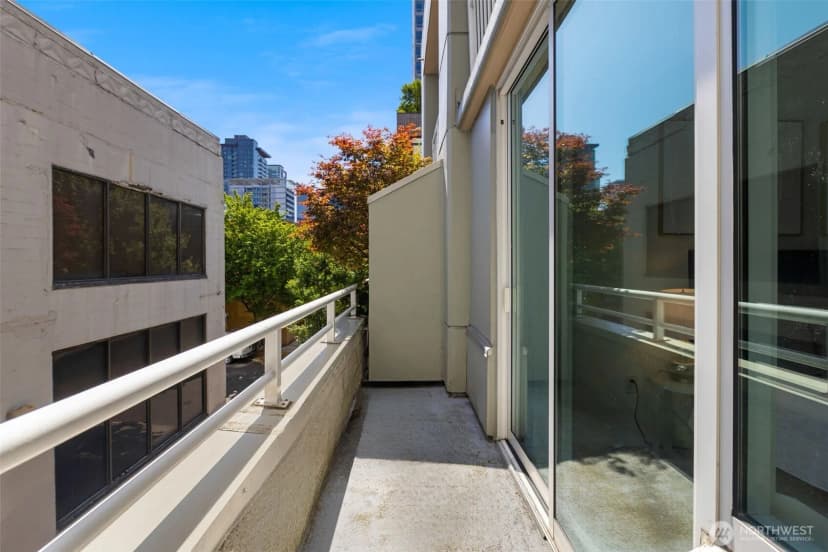Property photo for 2600 2nd Avenue #302, Seattle photo 22