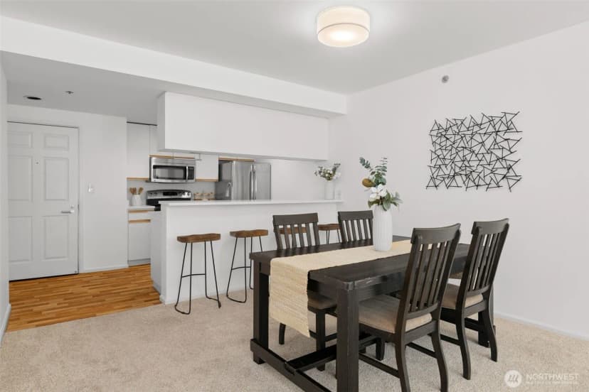 Property photo for 2600 2nd Avenue #302, Seattle photo 8