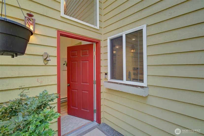 Property photo for 662 156th Avenue Ne, Bellevue photo 30