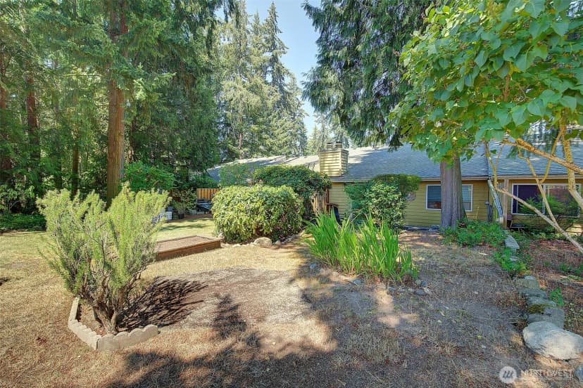 Property photo for 662 156th Avenue Ne, Bellevue photo 3
