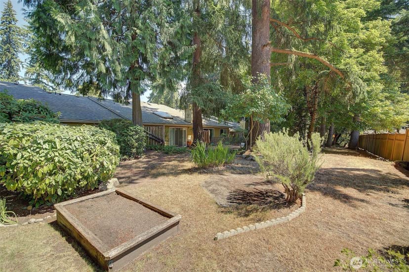 Property photo for 662 156th Avenue Ne, Bellevue photo 27