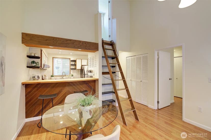 Property photo for 662 156th Avenue Ne, Bellevue photo 20