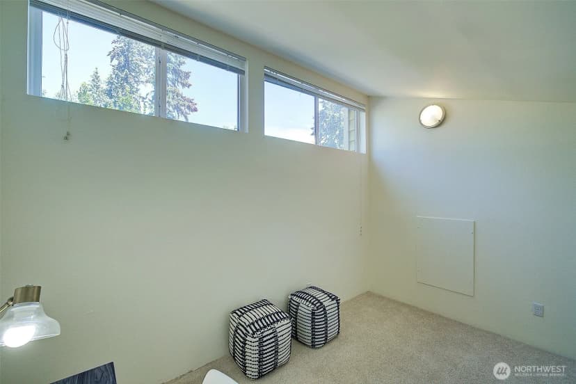 Property photo for 662 156th Avenue Ne, Bellevue photo 22