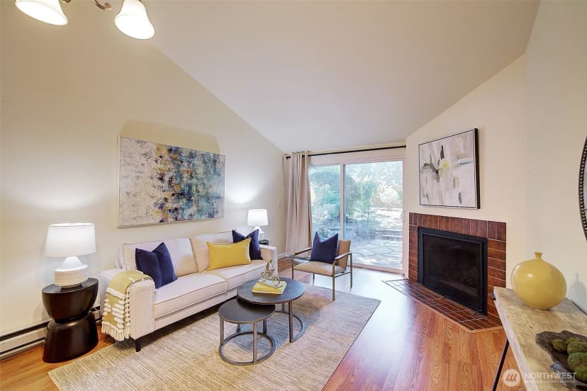 Property photo for 662 156th Avenue Ne, Bellevue photo 24
