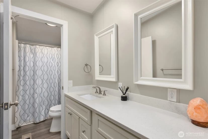Property photo for 8480 Hansen Road Ne, Bainbridge Island photo 13