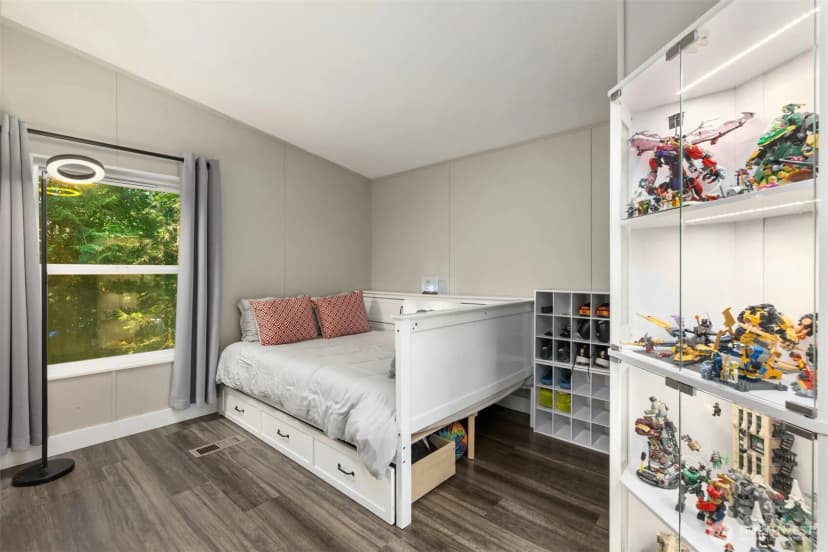 Property photo for 8480 Hansen Road Ne, Bainbridge Island photo 14