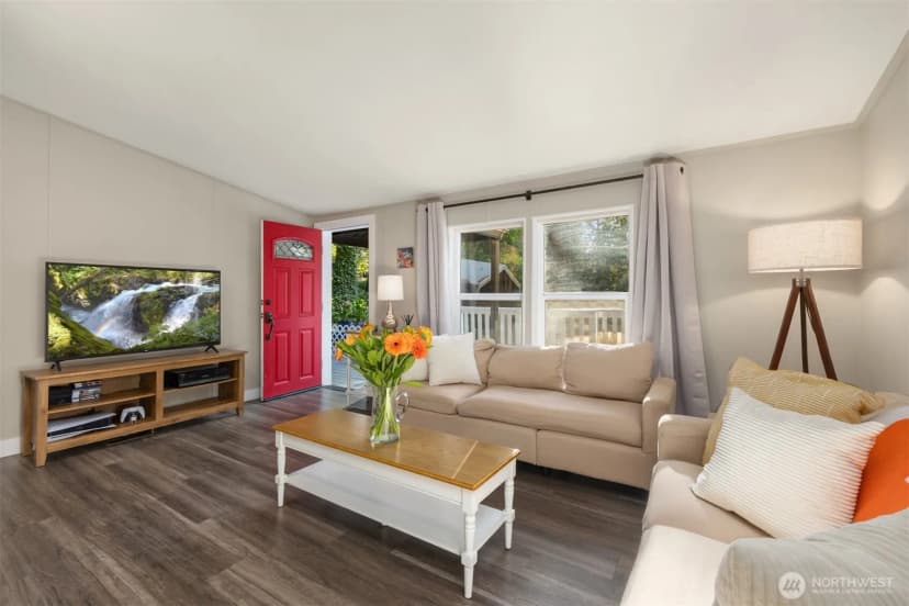 Property photo for 8480 Hansen Road Ne, Bainbridge Island photo 6