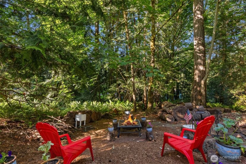 Property photo for 8480 Hansen Road Ne, Bainbridge Island photo 3
