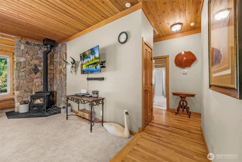 Property photo for 7601 State Route 9, Sedro Woolley photo 13