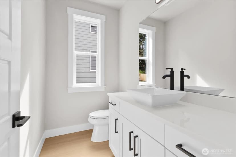 Property photo for 3502 Alaska Road #a, Brier photo 13